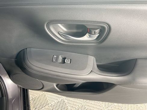 Used 2023 Honda HR-V EX-L image 28