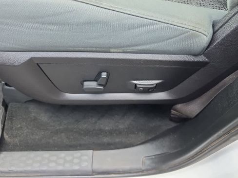 Used 2016 RAM 1500 Outdoorsman AWD/4WD image 12