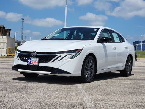 New 2026 Nissan Sentra SL FWD image 2