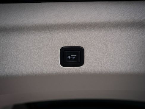 Used 2025 Cadillac Escalade Sport Platinum AWD/4WD image 55