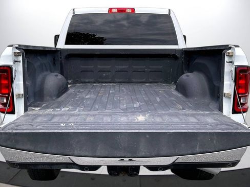 Used 2025 RAM 2500 Big Horn AWD/4WD image 25