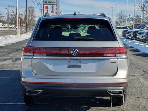 New 2026 Volkswagen Atlas SE AWD/4WD image 4