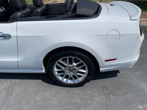 Used 2014 Ford Mustang Premium w/ Equipment Group 202A image 23
