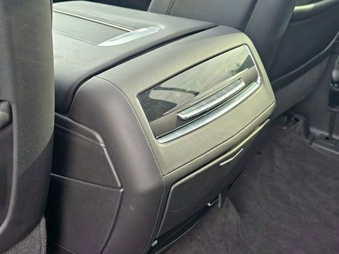 Used 2023 Cadillac Escalade ESV Premium Luxury w/ Performance Package AWD/4WD image 24