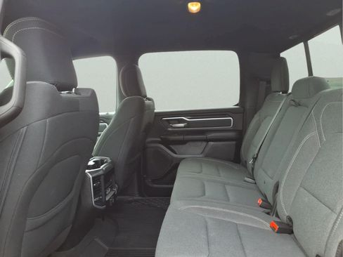 Used 2021 RAM 1500 Big Horn AWD/4WD image 12
