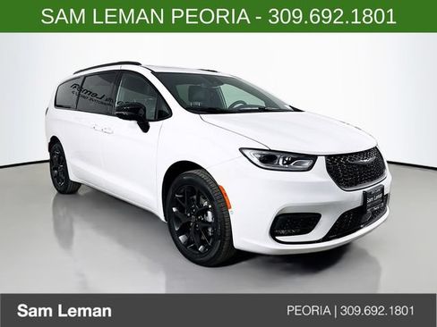 New 2026 Chrysler Pacifica Limited w/ S Appearance Package AWD/4WD image 1