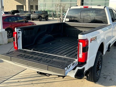 New 2026 Ford F350 Platinum w/ FX4 Off-Road Package image 42