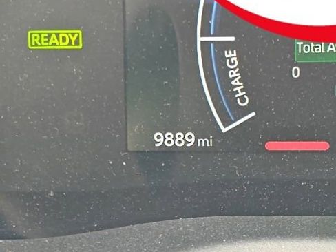 Used 2026 Toyota Camry SE AWD/4WD image 1
