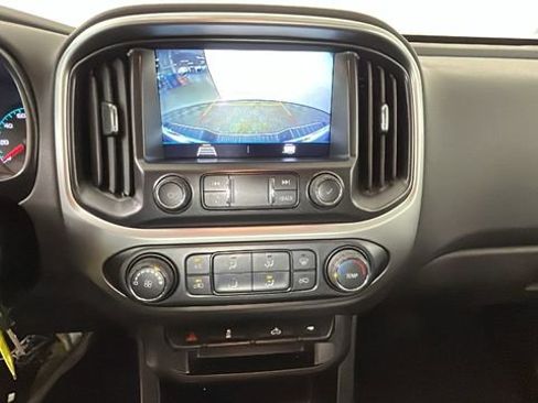 Used 2022 Chevrolet Colorado LT RWD image 24