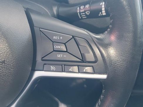 Used 2019 Nissan Rogue Sport SV w/ All-Weather Package image 15