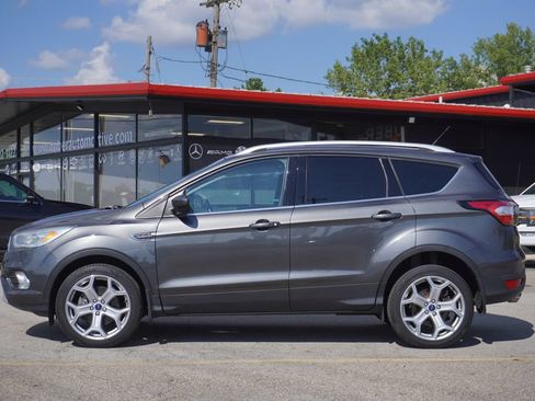 Used 2017 Ford Escape Titanium AWD/4WD image 4