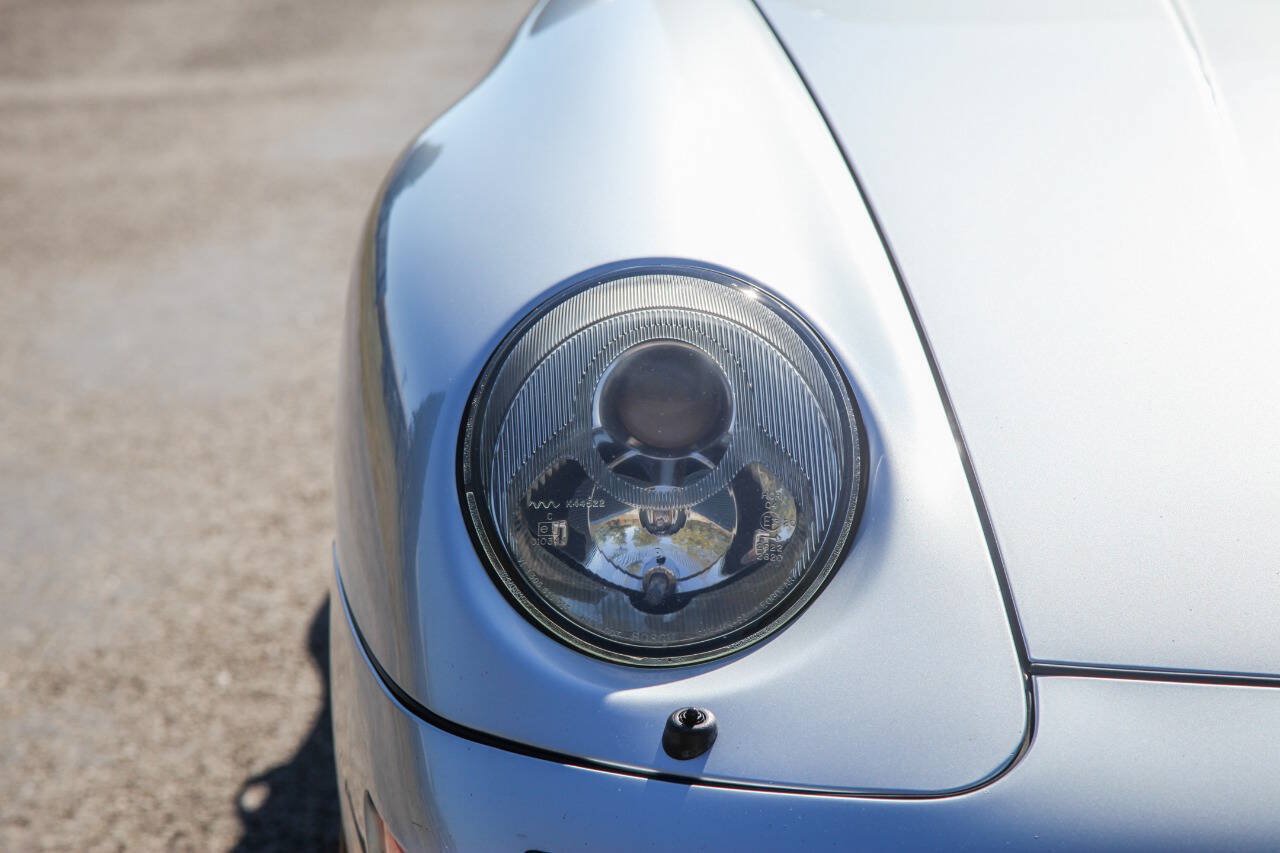 Used 1996 Porsche 911 GT3 RS image 22