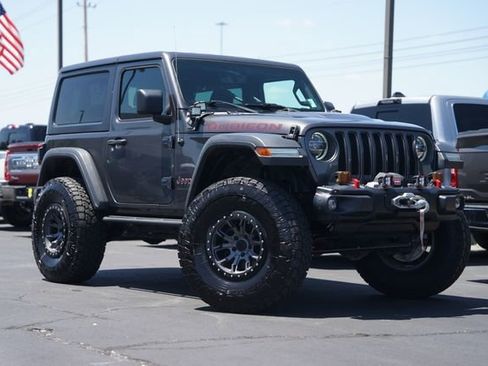 Used 2018 Jeep Wrangler Rubicon AWD/4WD image 2