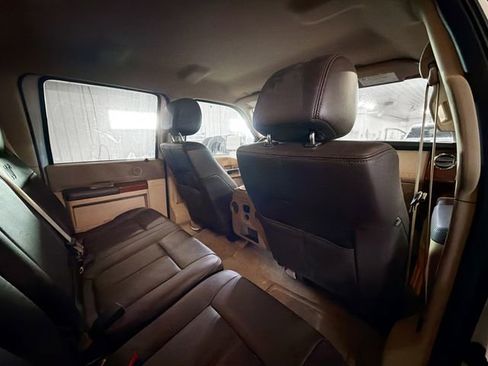 Used 2015 Ford F250 King Ranch w/ King Ranch w/Chrome Package image 11