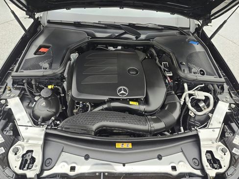 Used 2023 Mercedes-Benz E 350 Sedan image 17