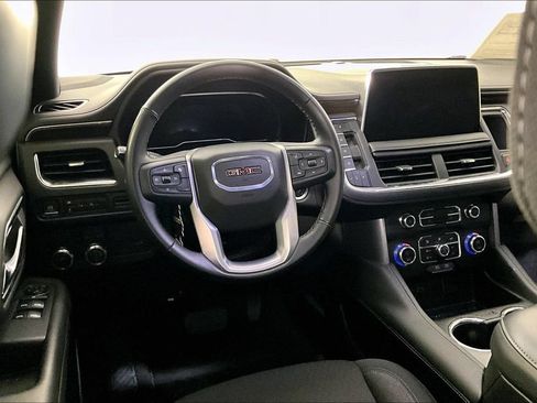 Used 2024 GMC Yukon SLE RWD image 3