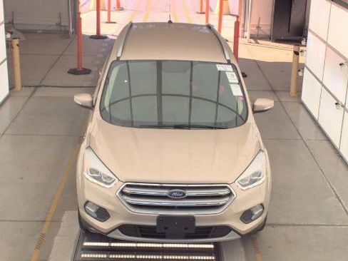 Used 2017 Ford Escape Titanium image 14