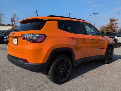 New 2026 Jeep Compass Latitude image 4