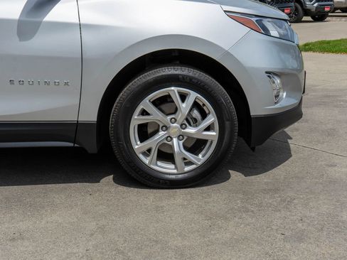 Used 2021 Chevrolet Equinox LT AWD/4WD image 36