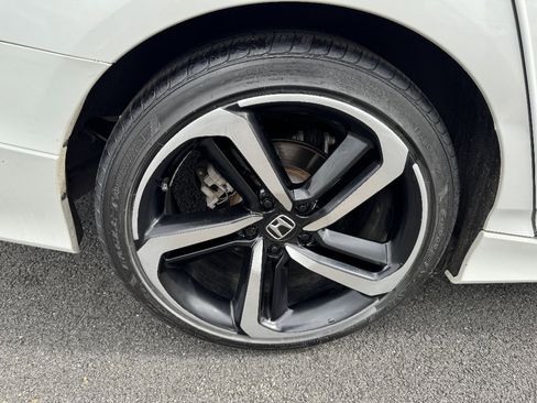 Used 2020 Honda Accord Sport image 21