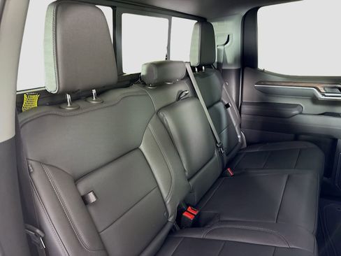 New 2026 GMC Sierra 1500 SLT w/ SLT Premium Package image 28
