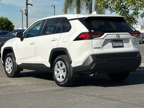 Used 2025 Toyota RAV4 LE FWD image 3
