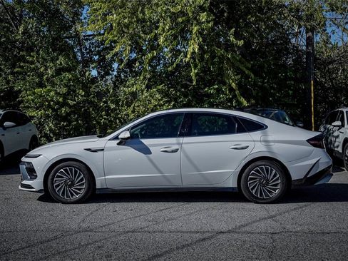 Used 2024 Hyundai Sonata Limited image 4