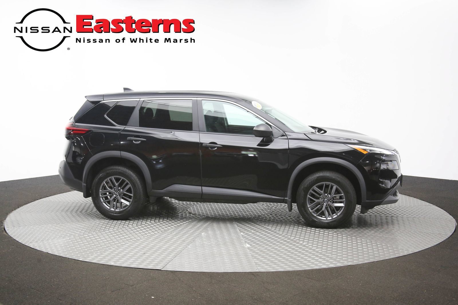 Used 2023 Nissan Rogue S AWD/4WD image 44