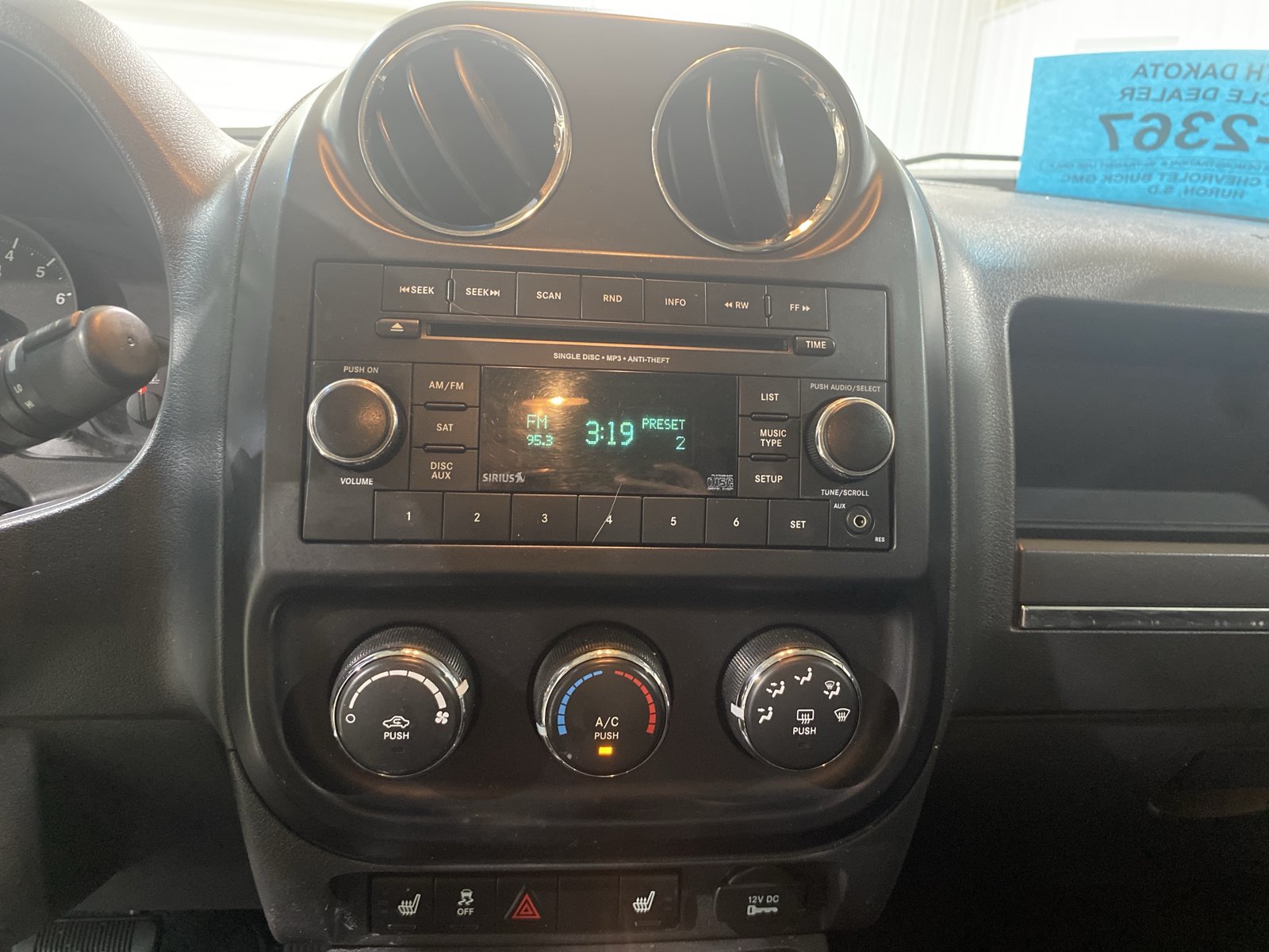 Used 2012 Jeep Patriot Latitude AWD/4WD image 18