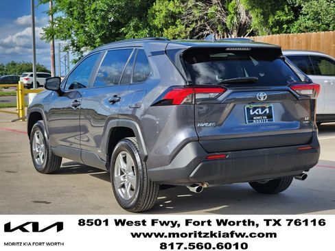Used 2025 Toyota RAV4 LE AWD/4WD image 6