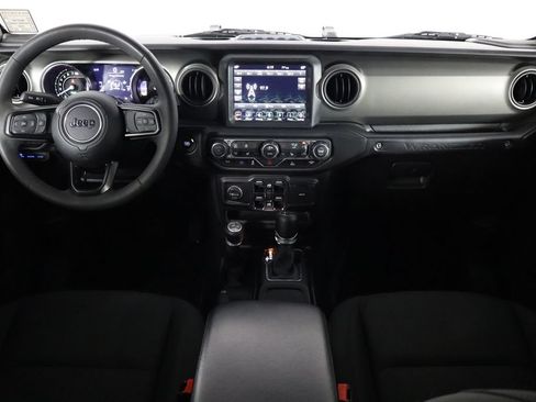 Used 2023 Jeep Wrangler Unlimited w/ Sun & Screen Package AWD/4WD image 13