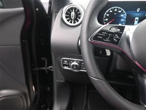 New 2025 Mercedes-Benz GLA 250 image 1