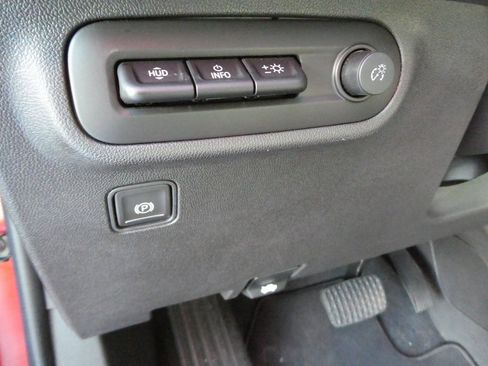 Certified 2024 GMC Terrain Denali image 23