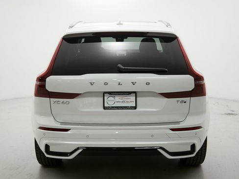 New 2026 Volvo XC60 T8 Plus w/ Climate Package image 8