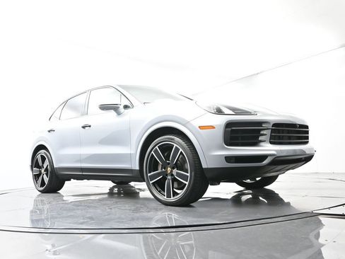 Certified 2023 Porsche Cayenne AWD/4WD image 53