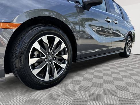 Certified 2024 Honda Odyssey EX-L image 6