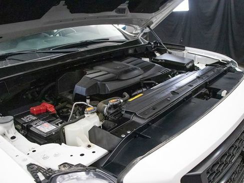 Used 2021 Nissan Titan SV w/ Accessory Utility Package AWD/4WD image 27