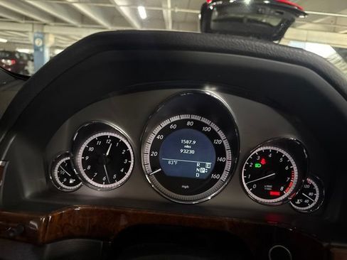 Used 2011 Mercedes-Benz E 350 Sedan image 7