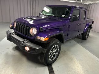 New 2026 Jeep Gladiator Sport video 3