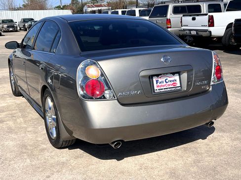 Used 2003 Nissan Altima 3.5 SE image 64