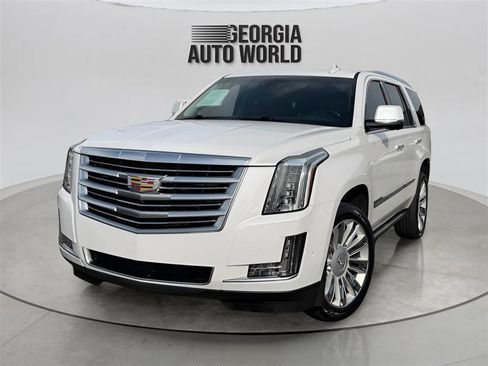Used 2018 Cadillac Escalade Premium Luxury w/ LPO, Radiant Package image 8