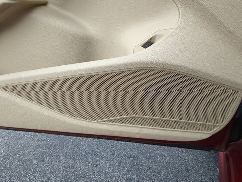 Used 2015 Volkswagen Passat 1.8T Wolfsburg Edition image 18