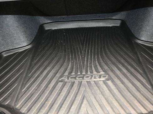 Used 2018 Honda Accord Sport image 20