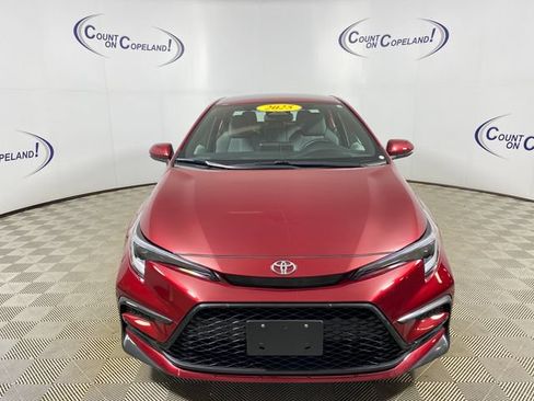 Certified 2025 Toyota Corolla SE FWD image 2