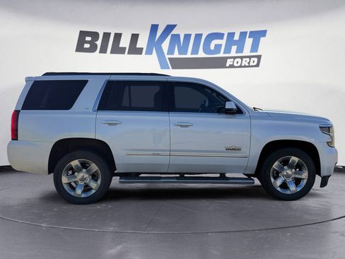 Used 2018 Chevrolet Tahoe LT w/ LT Signature Package image 6
