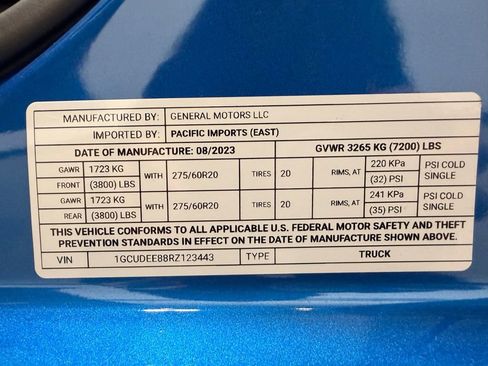Used 2024 Chevrolet Silverado 1500 RST w/ Z71 Off-Road Package AWD/4WD image 35