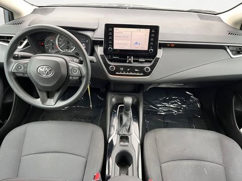 Used 2020 Toyota Corolla LE image 12