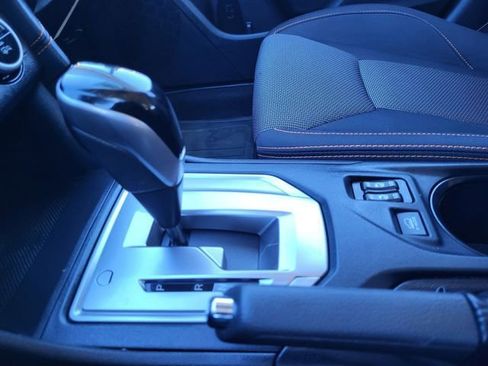 Used 2023 Subaru Crosstrek 2.0i Premium image 12