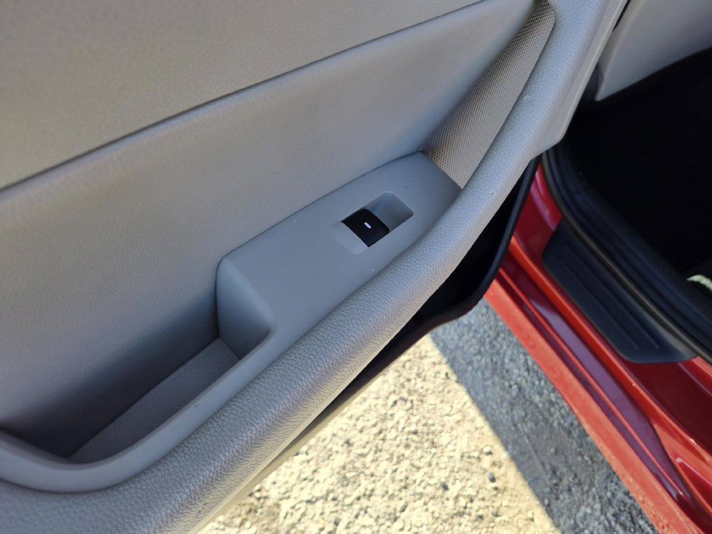 Used 2018 Hyundai Sonata SEL FWD image 14