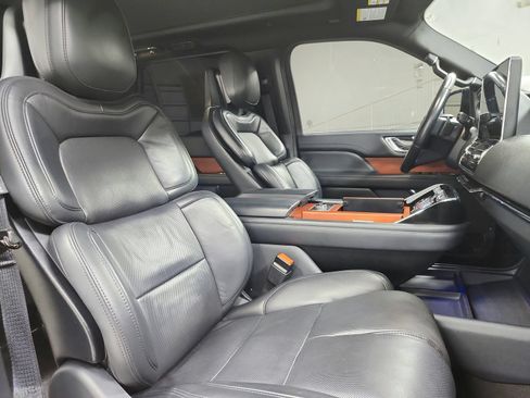 Used 2024 Lincoln Navigator Reserve AWD/4WD image 49